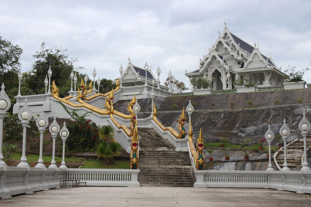 Grand Mansion Hotel Krabi town Esterno foto
